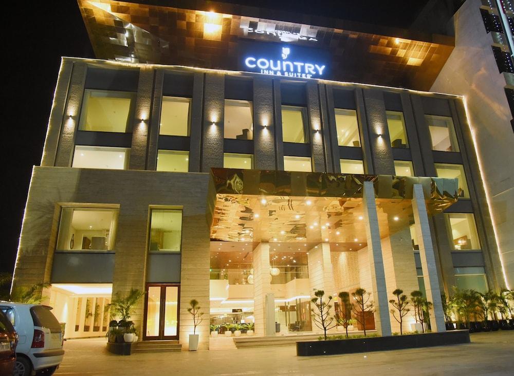 Country Inn & Suites By Radisson Chandigarh Zirakpur Buitenkant foto