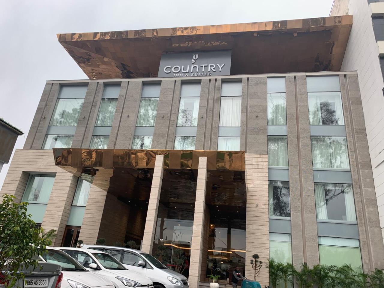 Country Inn & Suites By Radisson Chandigarh Zirakpur Buitenkant foto