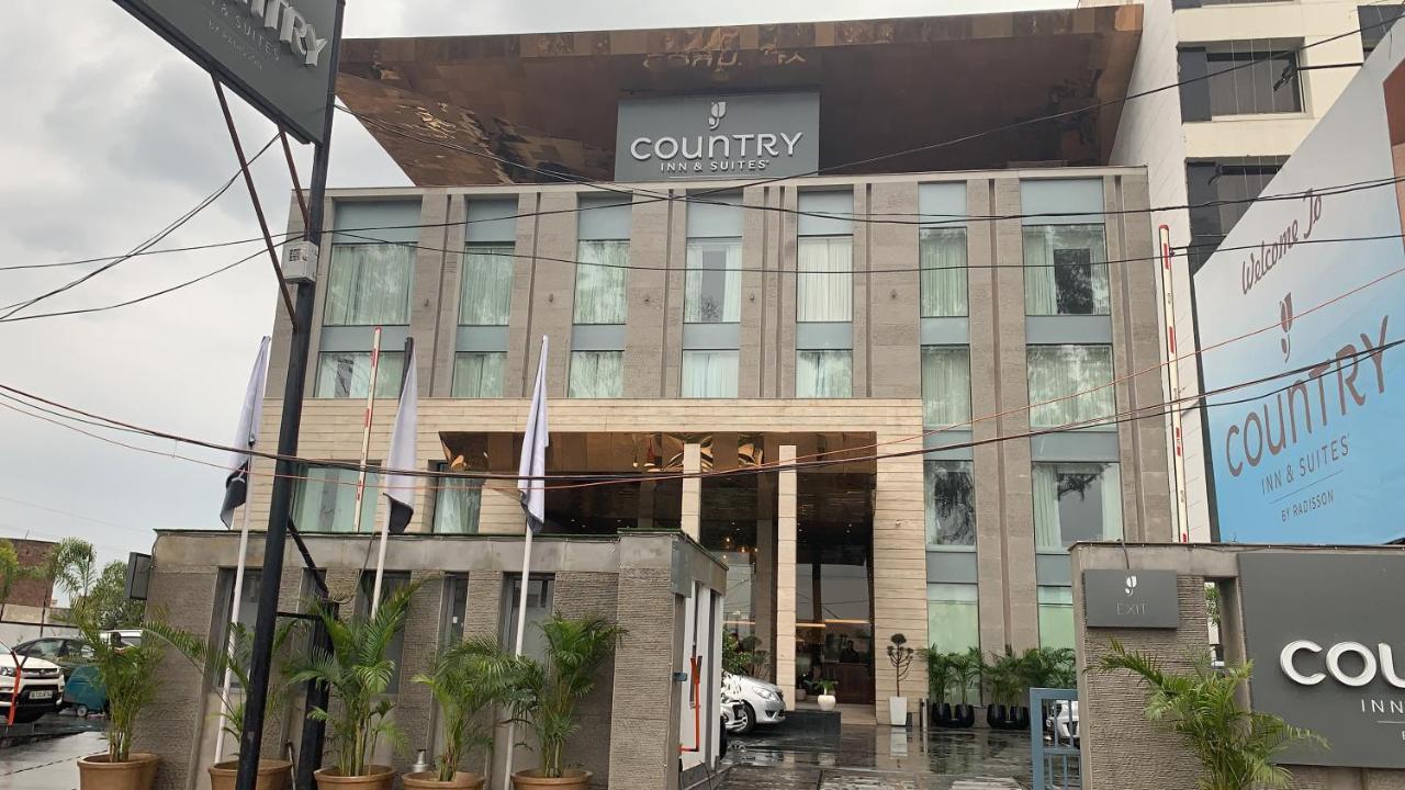 Country Inn & Suites By Radisson Chandigarh Zirakpur Buitenkant foto